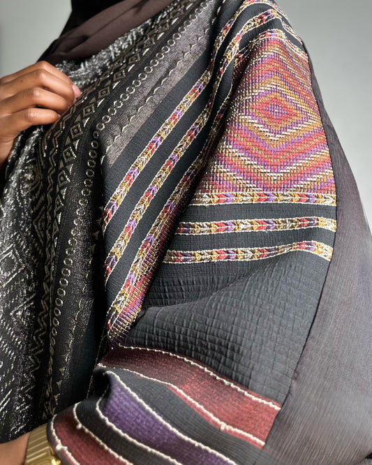 GEOMETRIC NAJMA ABAYA