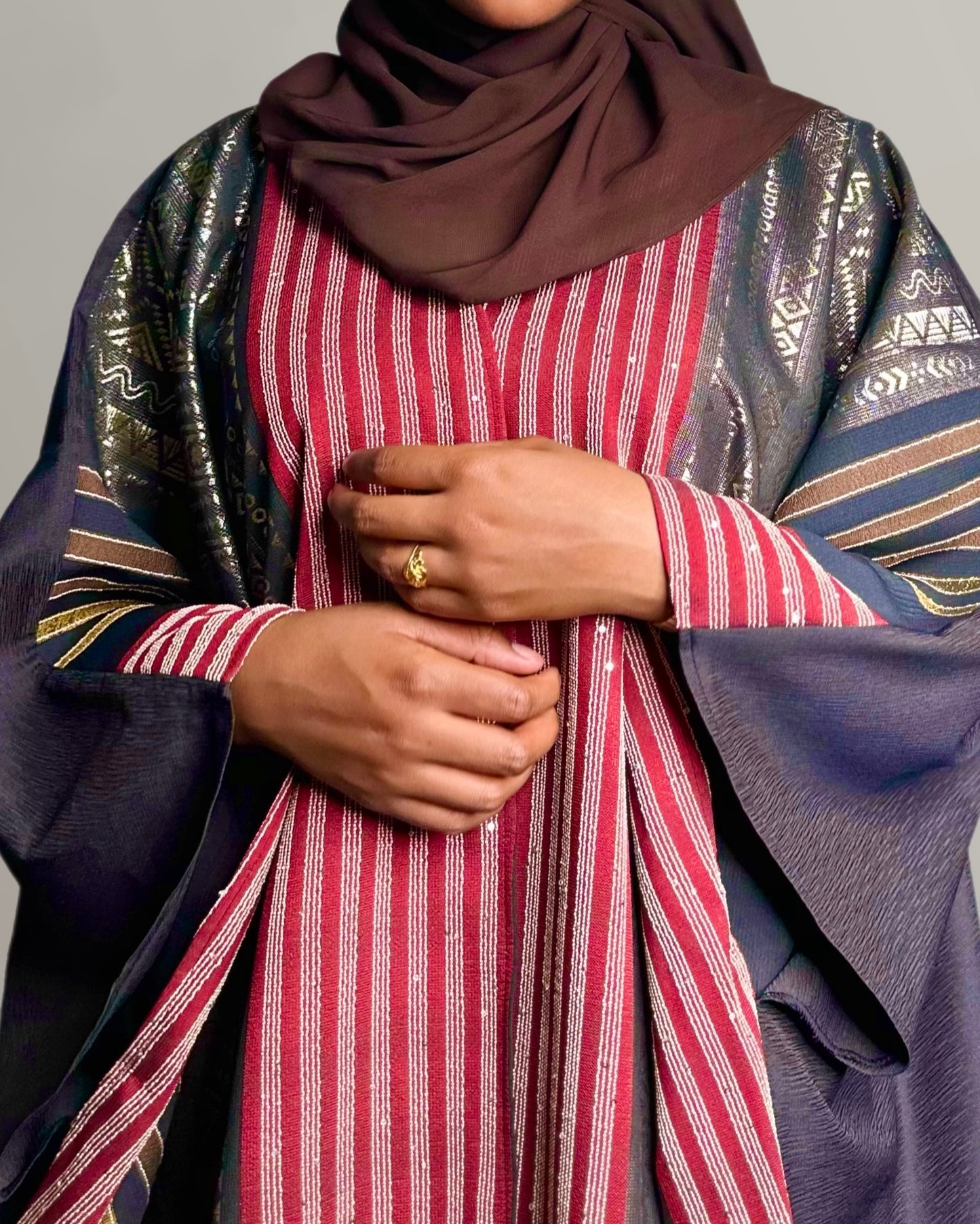 STRIPED MUMU ABAYA
